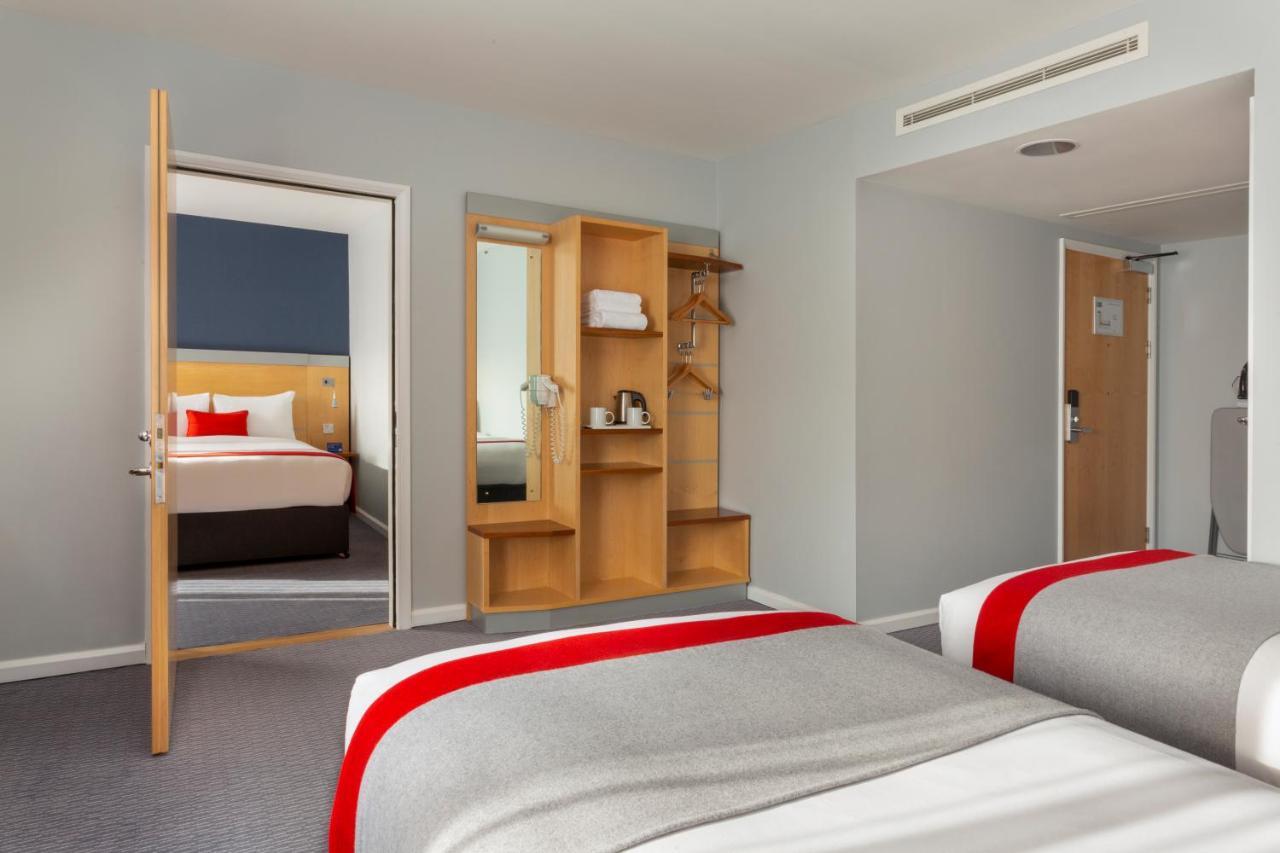 Holiday Inn Express Birmingham Redditch By Ihg Ρέντιτς Εξωτερικό φωτογραφία